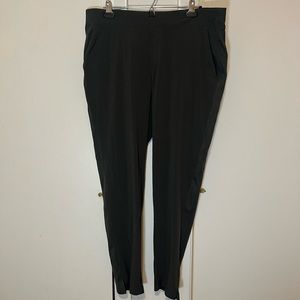 Grey Athleta Brooklyn ankle pant size 16 tall! In great condition